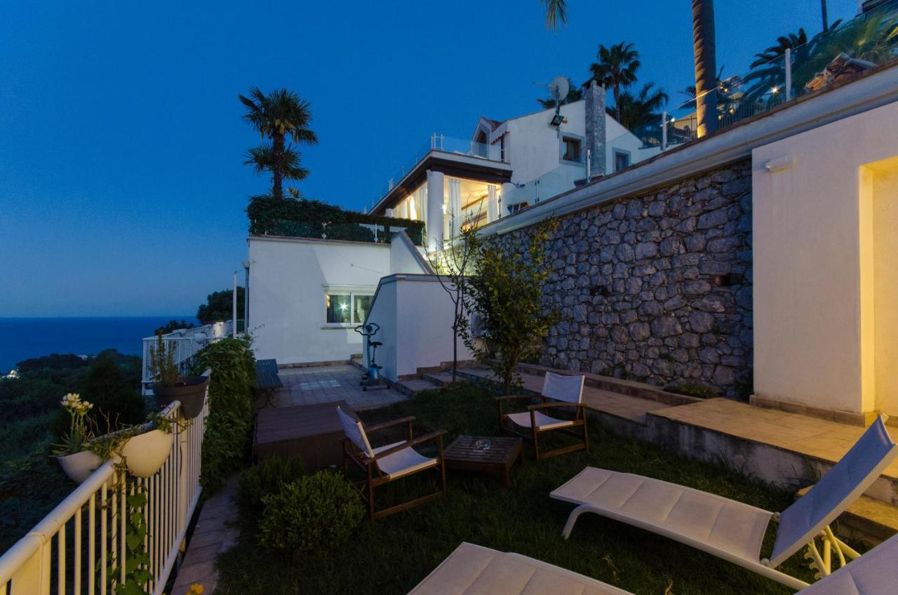 Luxury Taorum Villa With Spectacular Sea Views In Taormina Zimmer foto